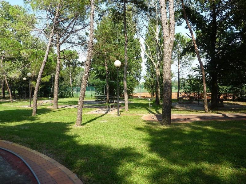 Camping Village Belvedere Pineta image