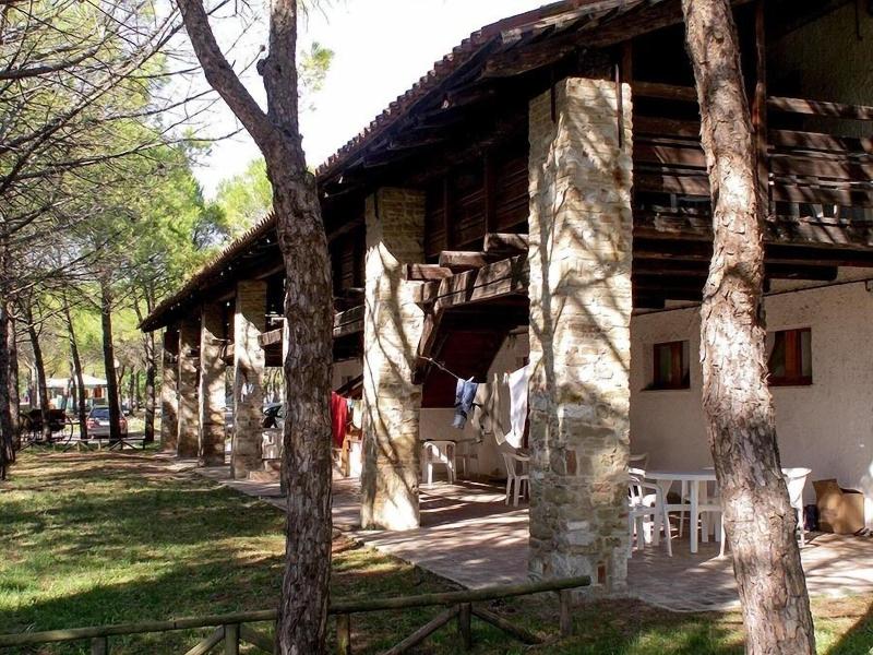 Camping Village Belvedere Pineta image
