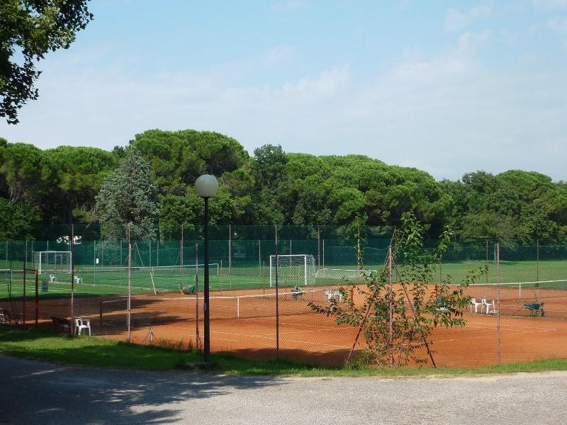 Camping Village Belvedere Pineta image