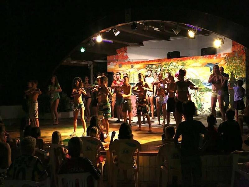 Camping Village Belvedere Pineta image