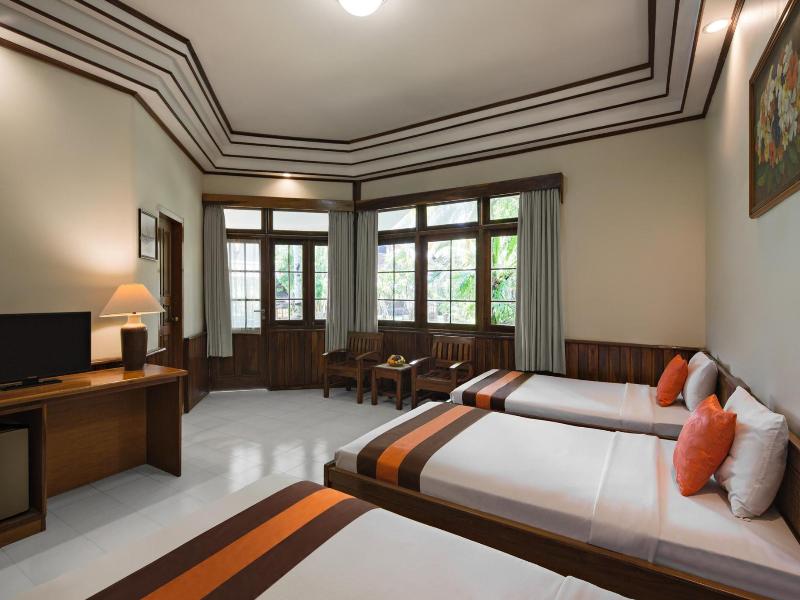 Sunrise Beach Hotel image