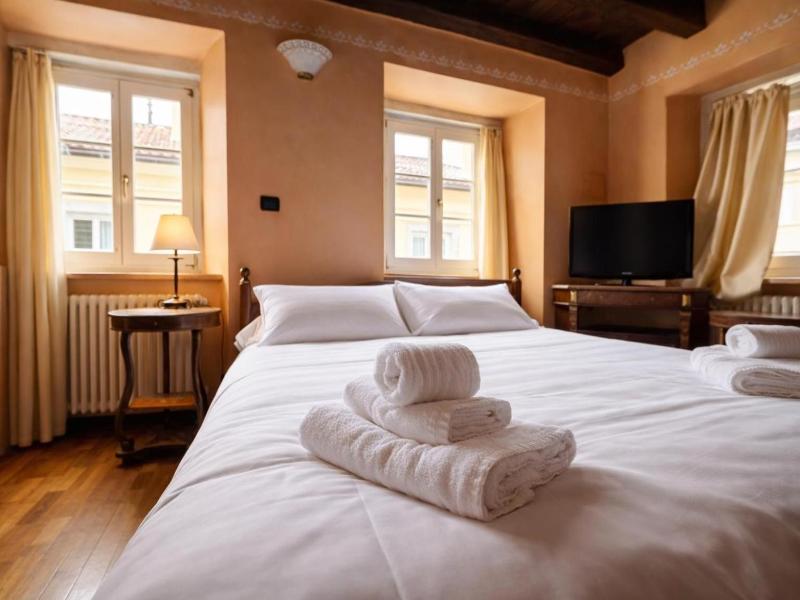 Hotel Portacavana image