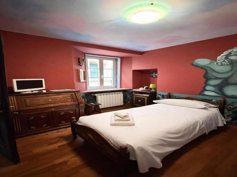 Hotel Portacavana image