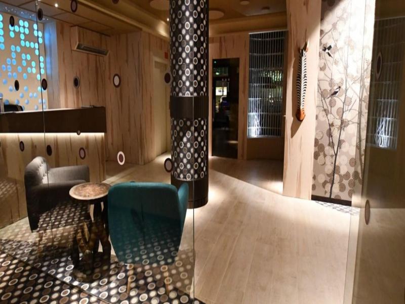 Oriente Hotel image