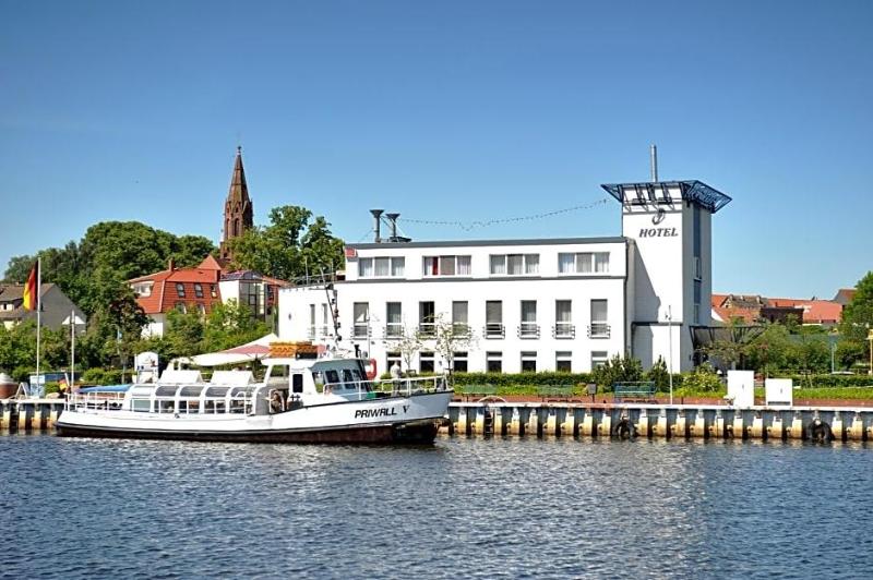 Pommernyacht, Ueckermünde
