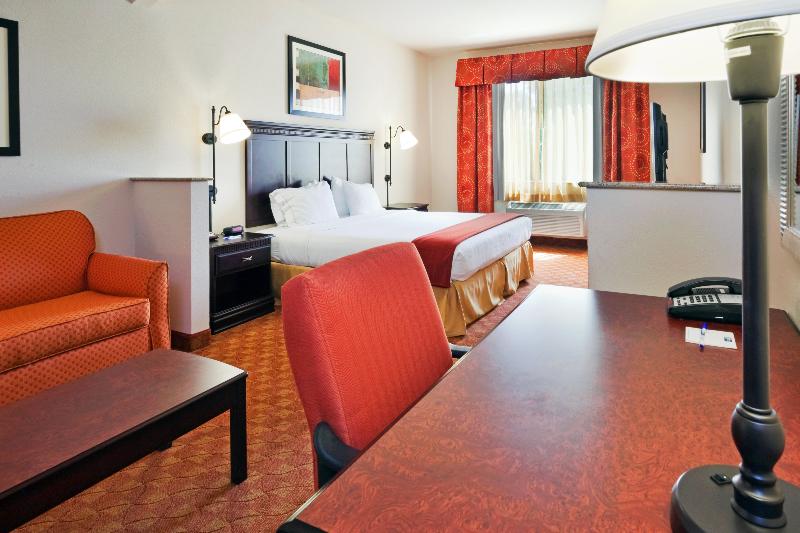 Holiday Inn Express & Suites Athens image