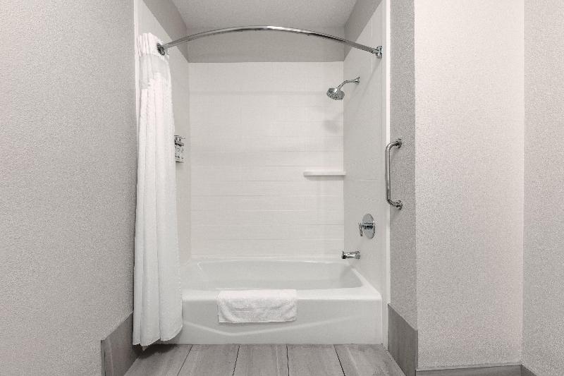 Holiday Inn Express & Suites Athens image