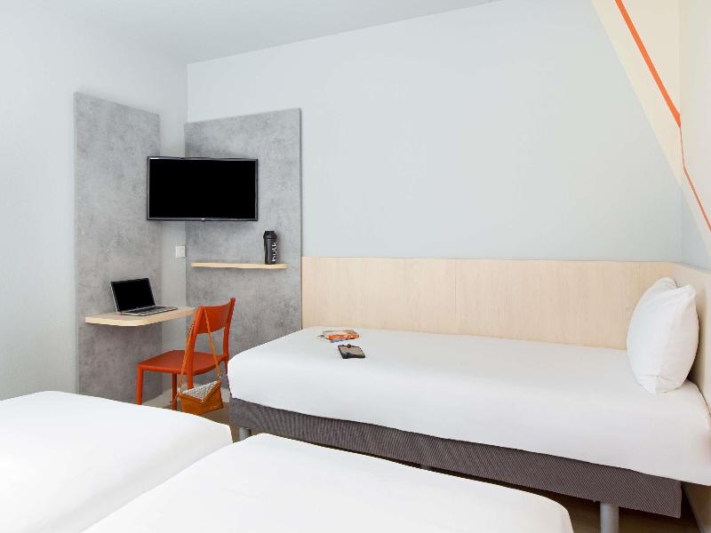 ibis budget Toulon Centre image