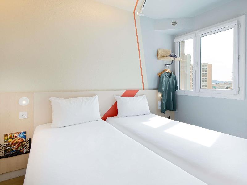 ibis budget Toulon Centre image
