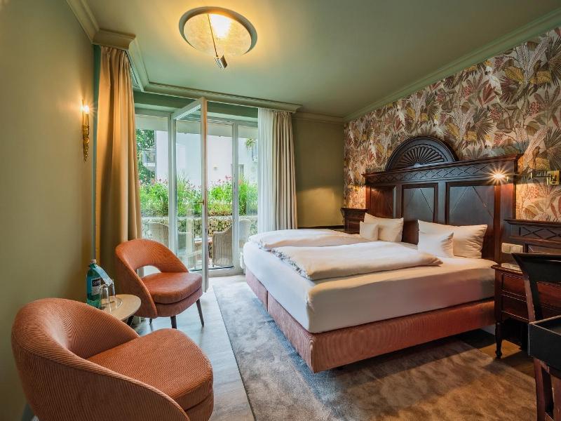 Strandhotel Heringsdorf image