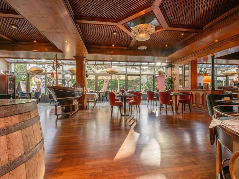 Strandhotel Heringsdorf image