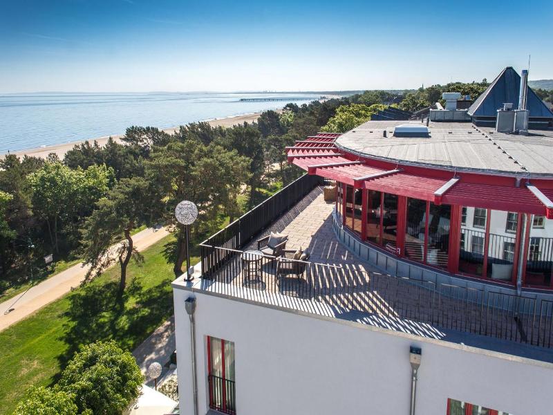 Strandhotel Heringsdorf image