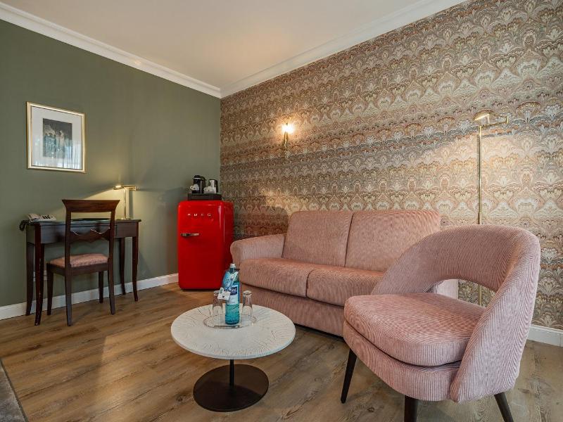 Strandhotel Heringsdorf image