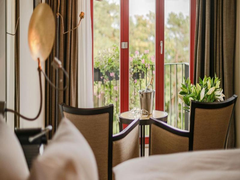 Strandhotel Heringsdorf image