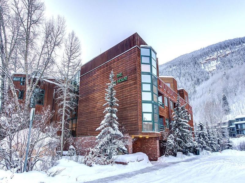 Ice House Lodge image