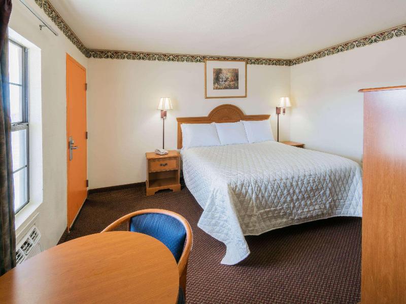 Travelodge by Wyndham Temple image