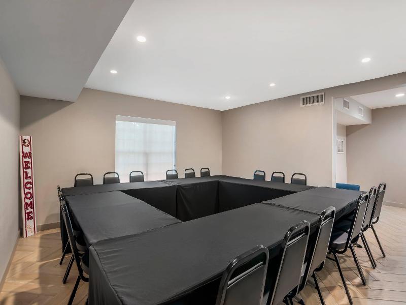 TownePlace Suites Tallahassee North/Capital Circle image