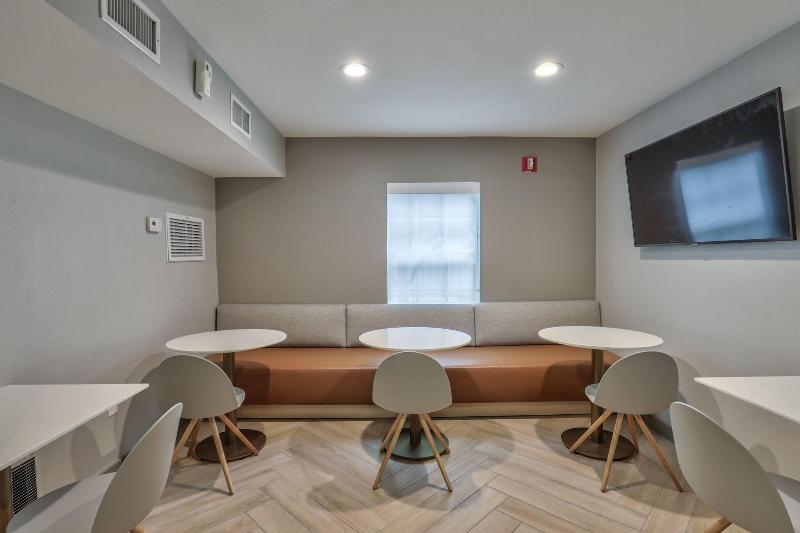 TownePlace Suites Tallahassee North/Capital Circle image