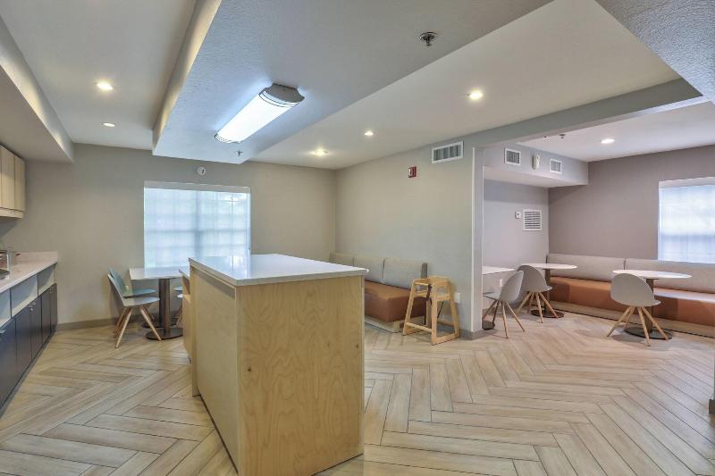 TownePlace Suites Tallahassee North/Capital Circle image