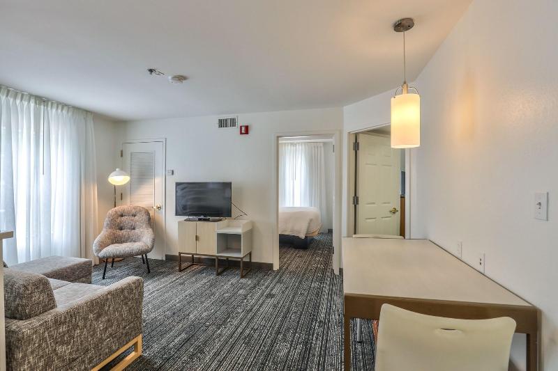 TownePlace Suites Tallahassee North/Capital Circle image