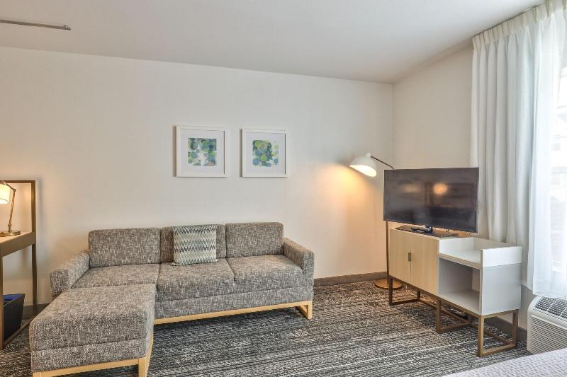 TownePlace Suites Tallahassee North/Capital Circle image