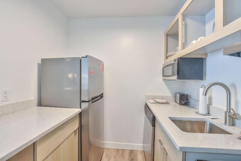 TownePlace Suites Tallahassee North/Capital Circle image