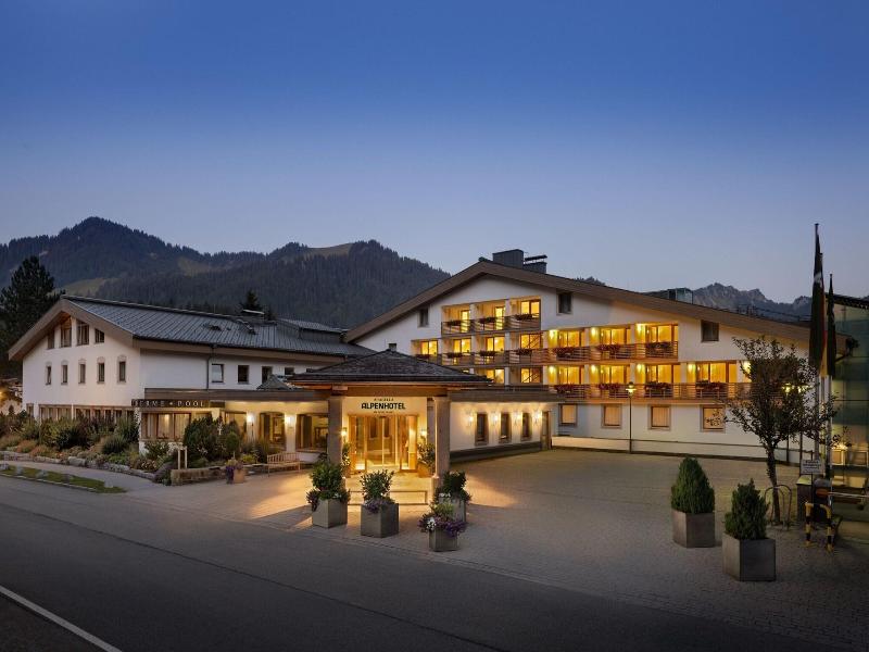 Arabella Alpenhotel am Spitzingsee image