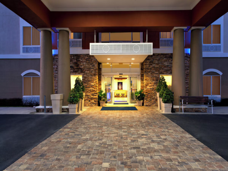 Holiday Inn Express Lake Wales N-Winter Haven 4