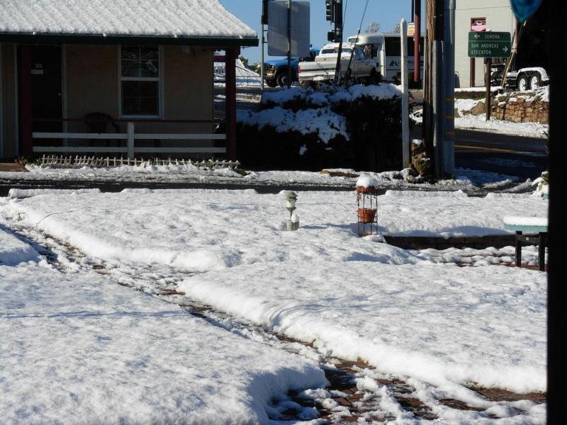 Jumping Frog Motel image