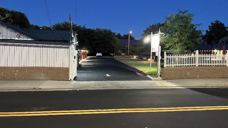Jumping Frog Motel image