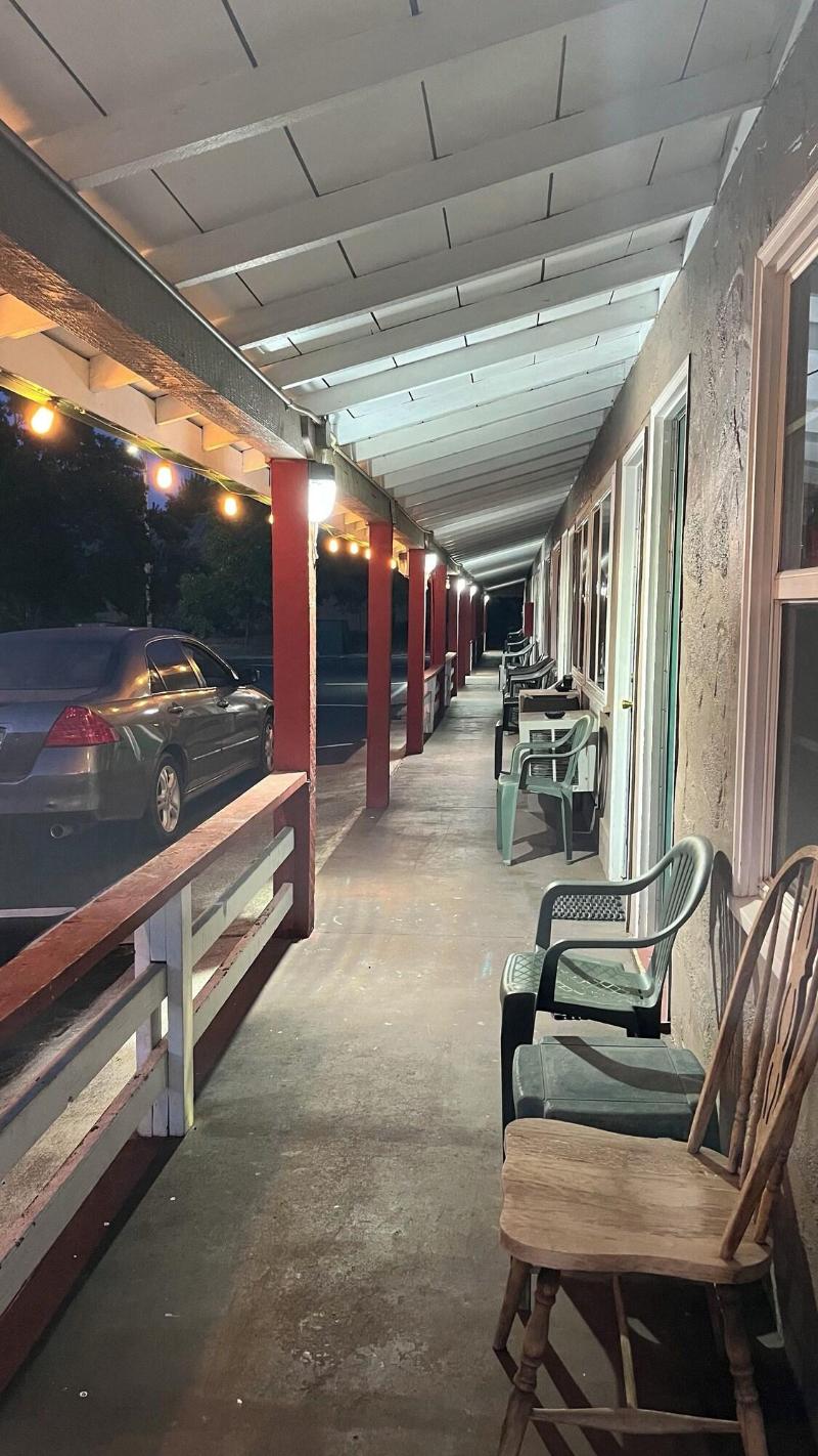 Jumping Frog Motel image