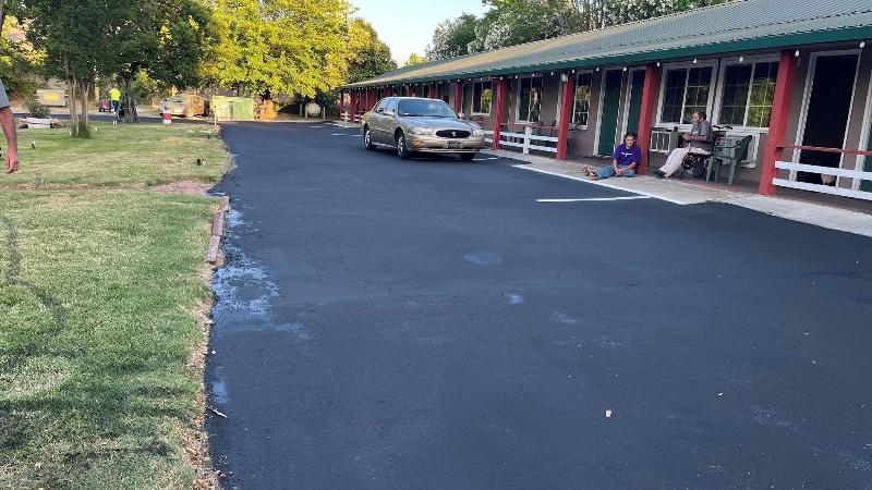 Jumping Frog Motel image