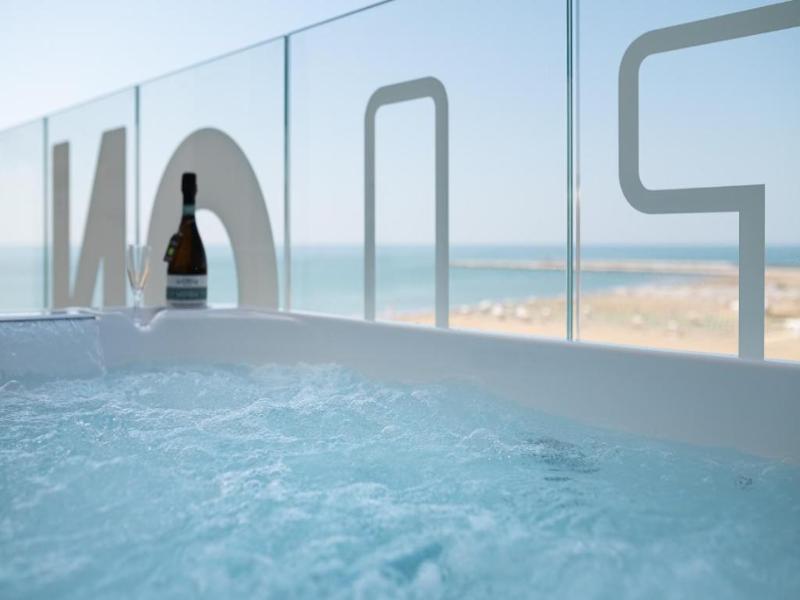 Unico Hotel Caorle image
