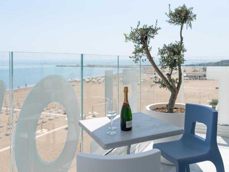 Unico Hotel Caorle image