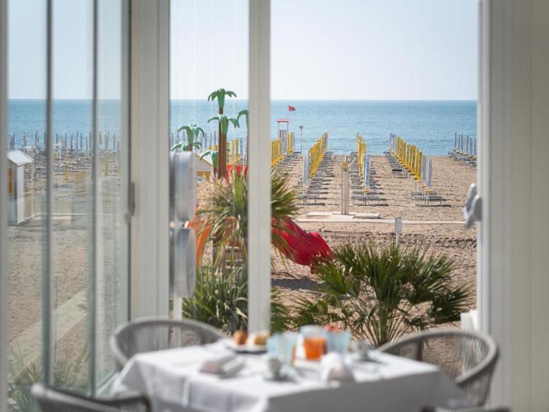 Unico Hotel Caorle image
