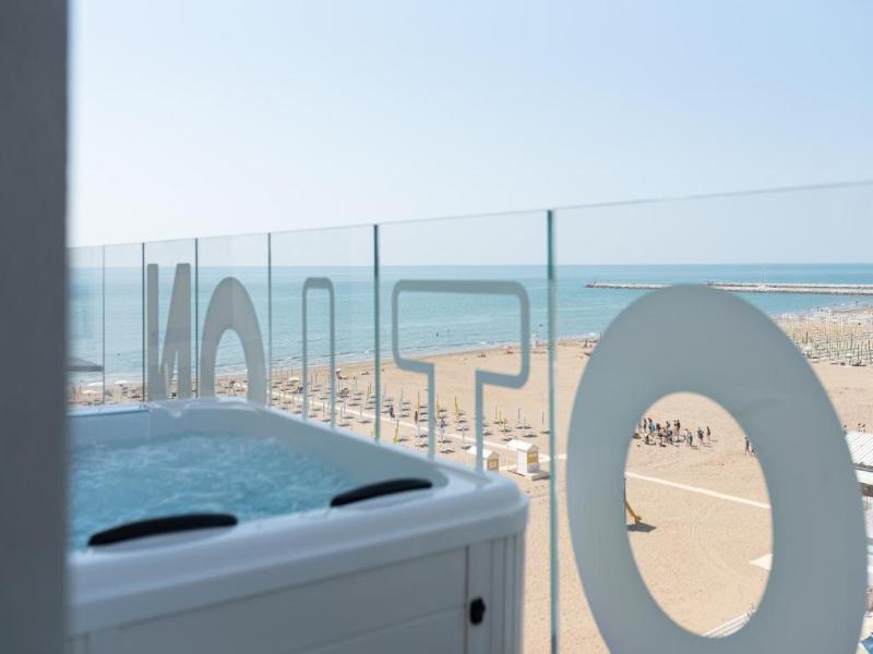 Unico Hotel Caorle image