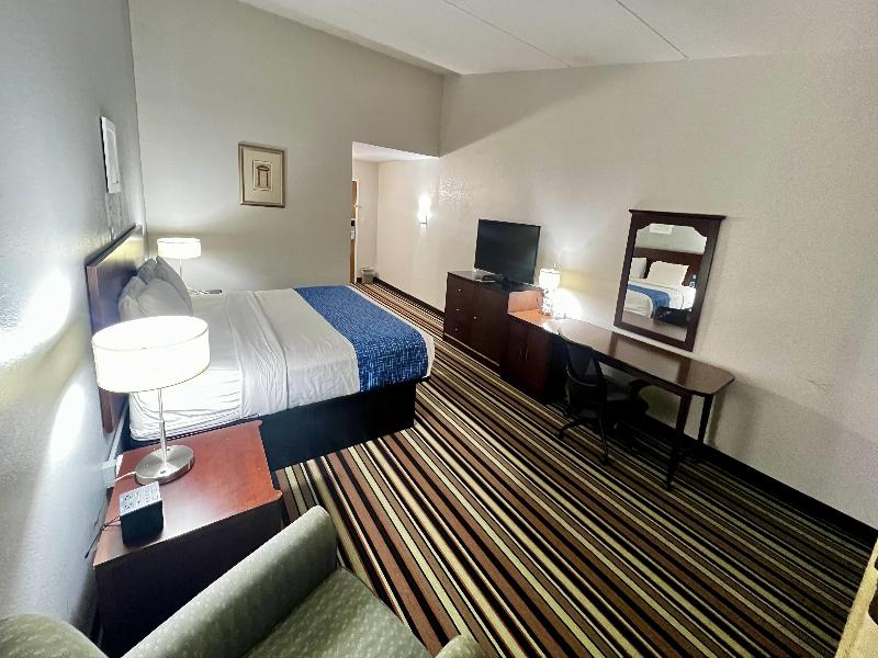 Travelodge By Wyndham Wytheville image