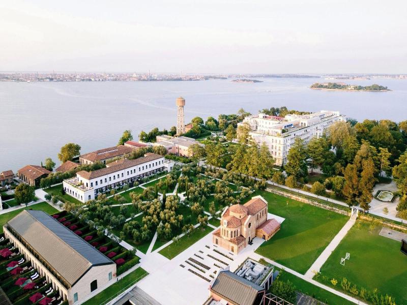 JW Venice image