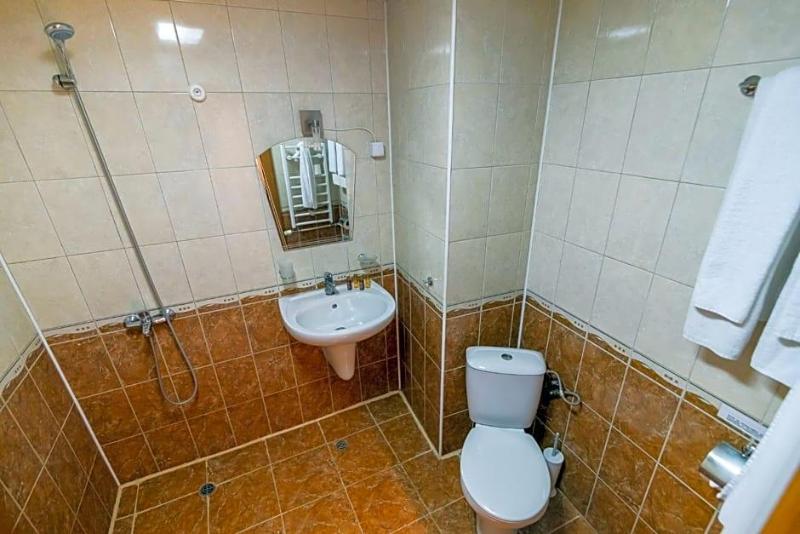 Adamo image