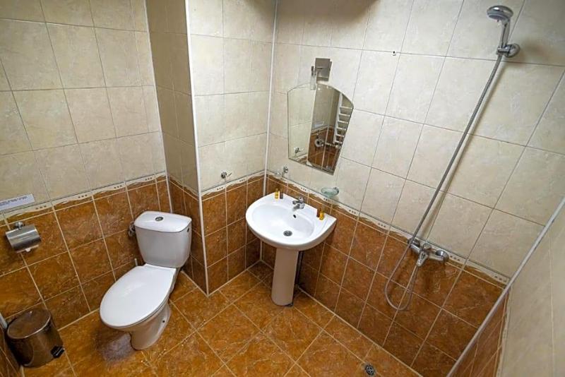 Adamo image