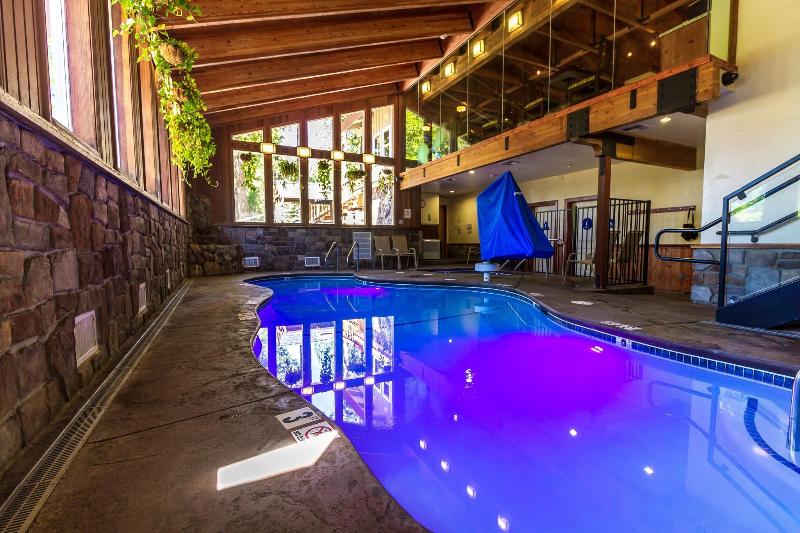 Mountain Retreat Resort image