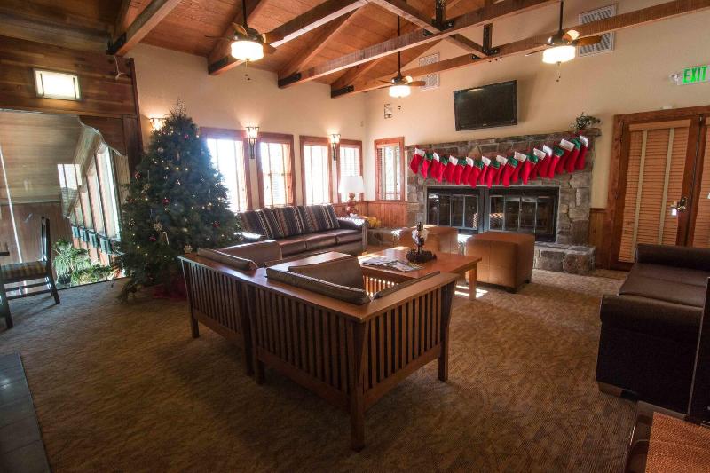 Mountain Retreat Resort image