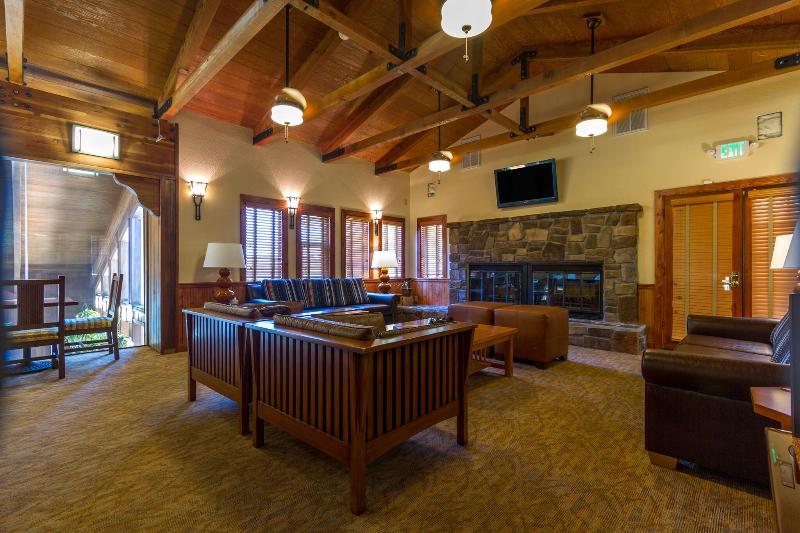 Mountain Retreat Resort image