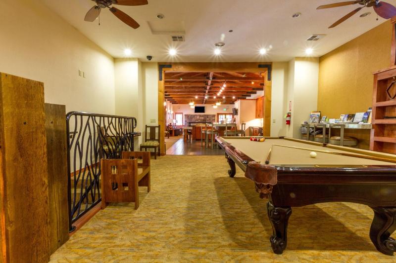 Mountain Retreat Resort image