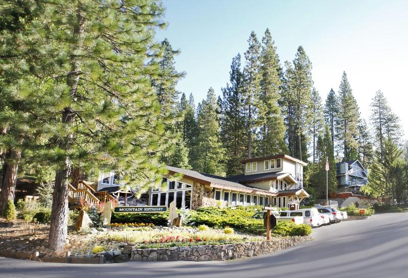 Mountain Retreat Resort image
