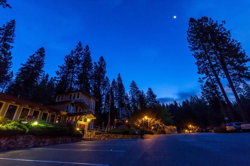 Mountain Retreat Resort image