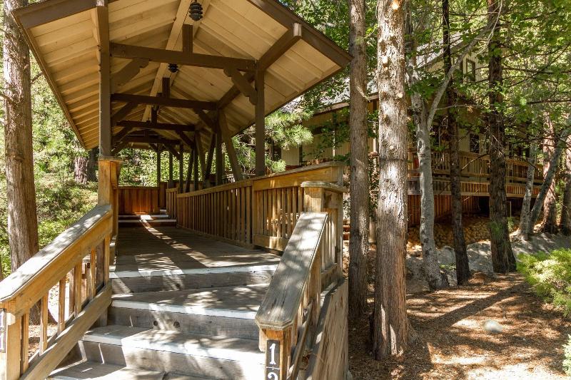 Mountain Retreat Resort image