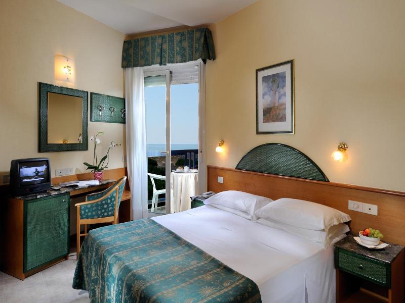Hotel Bellevue image