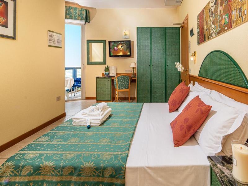 Hotel Bellevue image