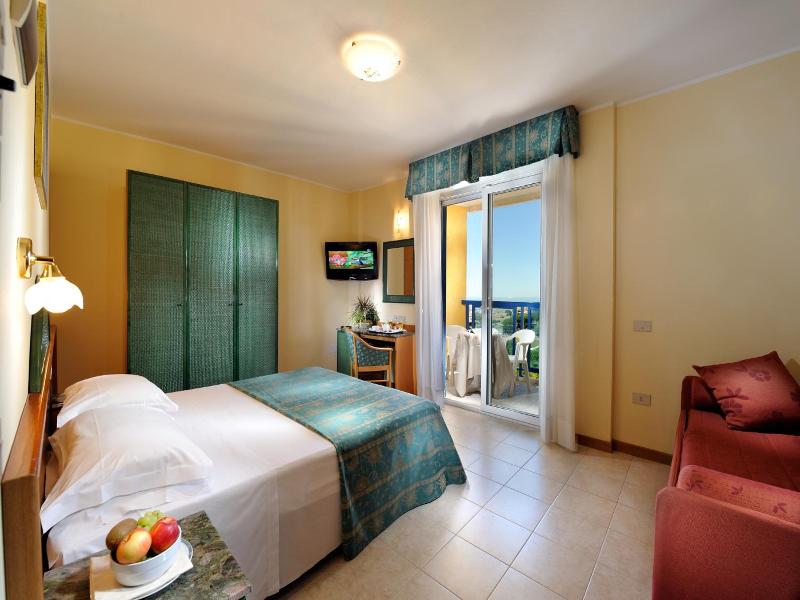 Hotel Bellevue image